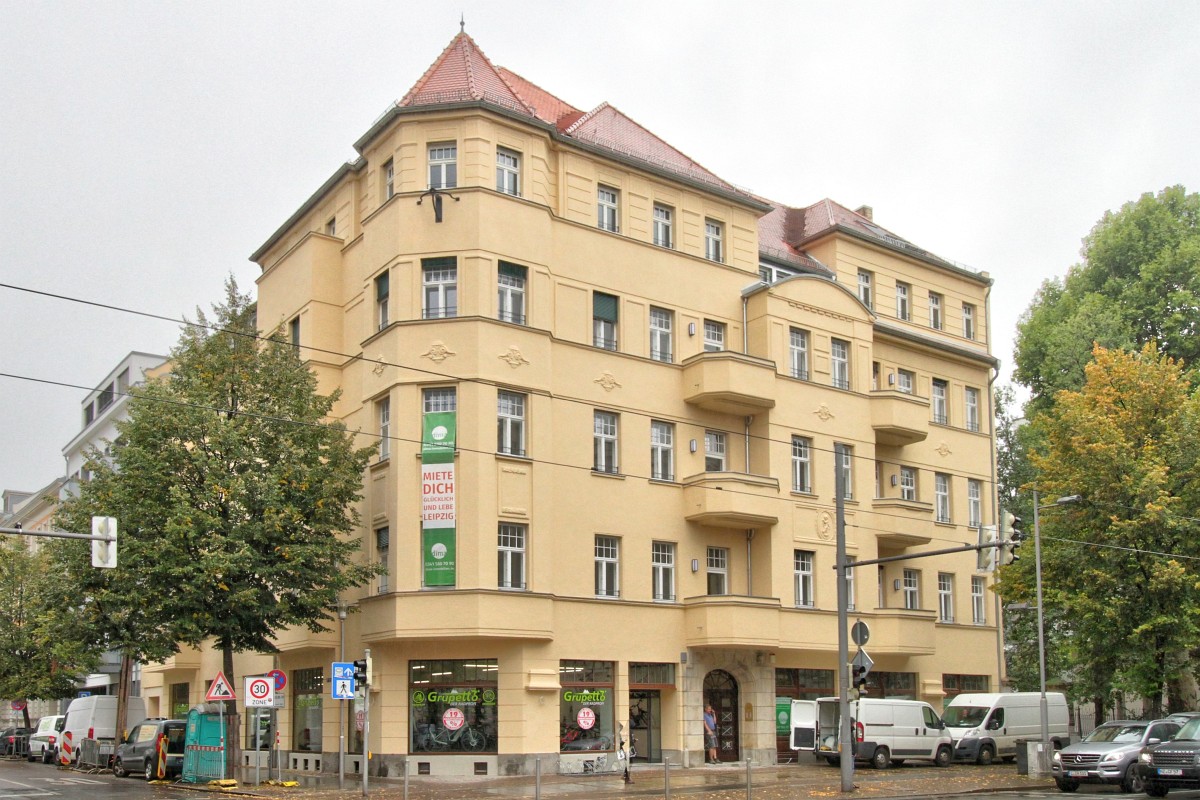 Waldstraße 13